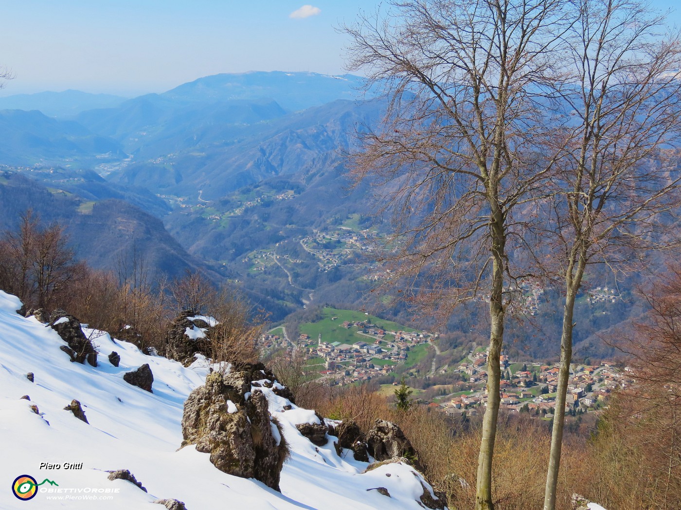 34 Finestra aperta sulla Val Serina.JPG